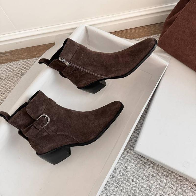 Autumn and Winter Mid-heel Women's Leather Boots Versatile Pointed Rubber Sole Rear Zipper New Low Boots Leather Martin Boots Women