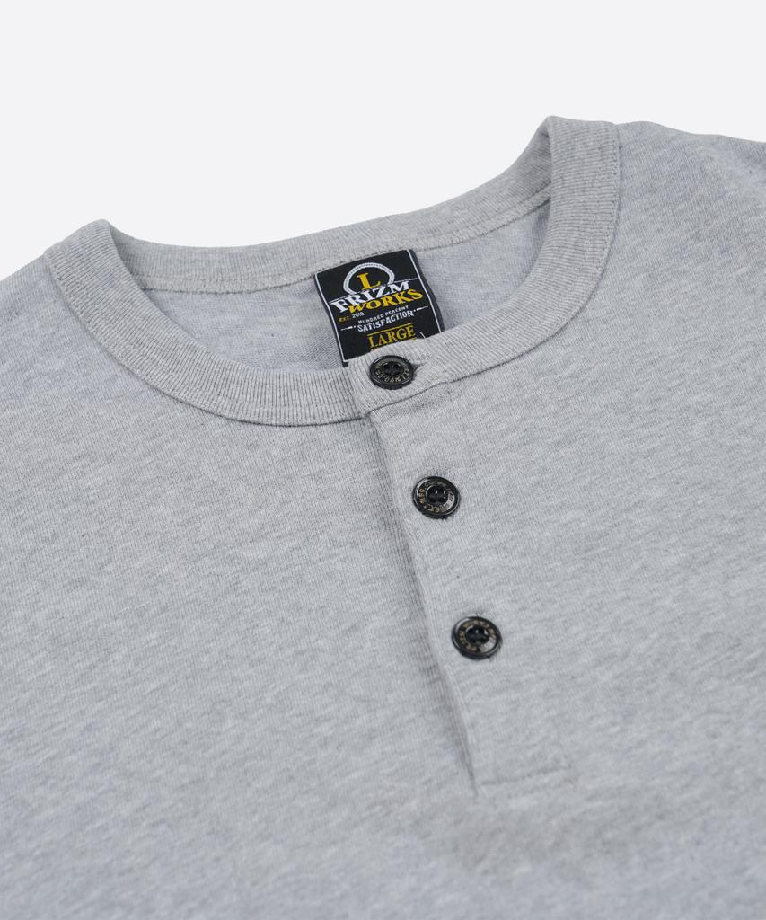 FRIZMWORKS Henley Neck Half Tee _ Gray