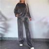 2024 Women's Gold Velvet Two-Piece Set: Solid Color Round Neck Batwing Sleeve, Perfect for Autumn and Spring.