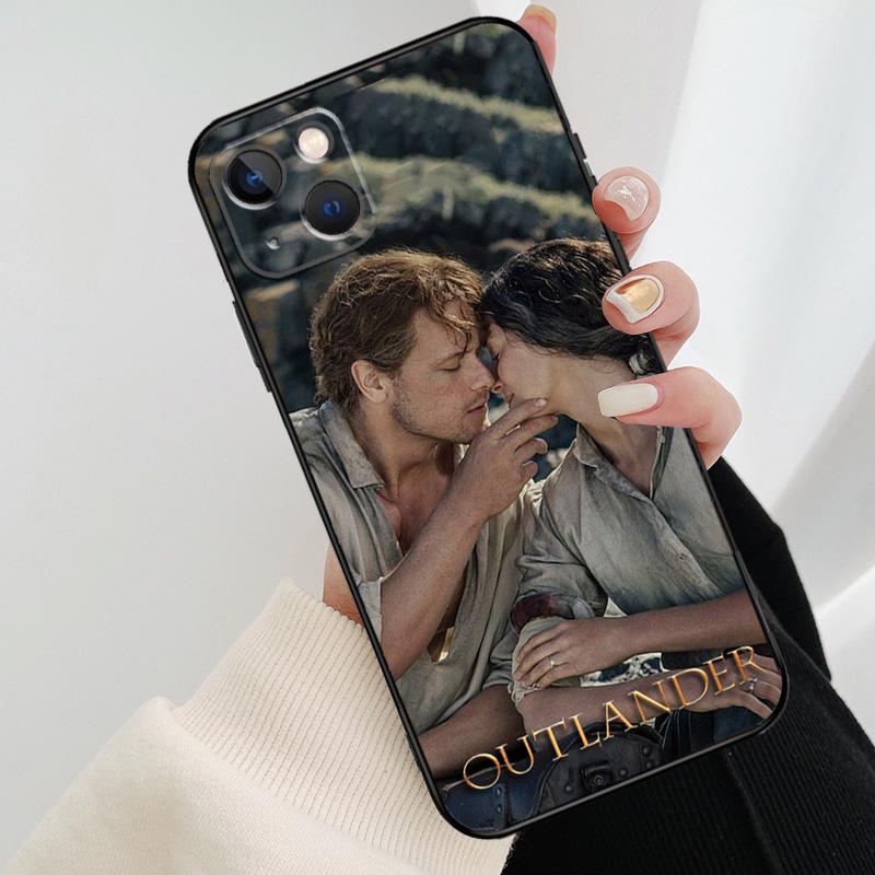Outlander Jamie and Claire Phone Case For iPhone 17 Pro Max 16 15 14 11 12 13 Pro Max mini 15 16 Plus 16e 17 Air Cover