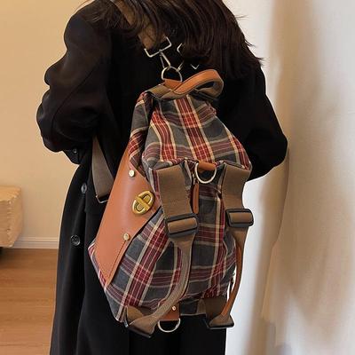 2023 Women's Large-Capacity Retro Backpack Handbag for Leisure and Travel