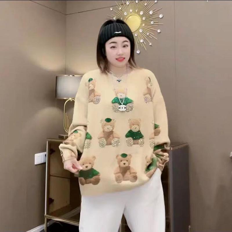 European Chic Autumn Bear Sweatshirt: Plush, Trendy & Versatile Women's Top