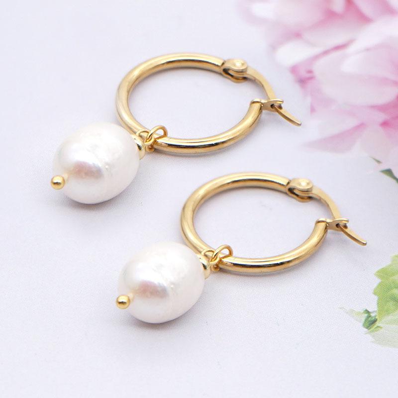 

EVISPOL Pearl Pendant Hoop Earrings for Women Christmas Jewelry Golden Color Stainless Steel Huggie Hoops Earring Jewelry Bijoux