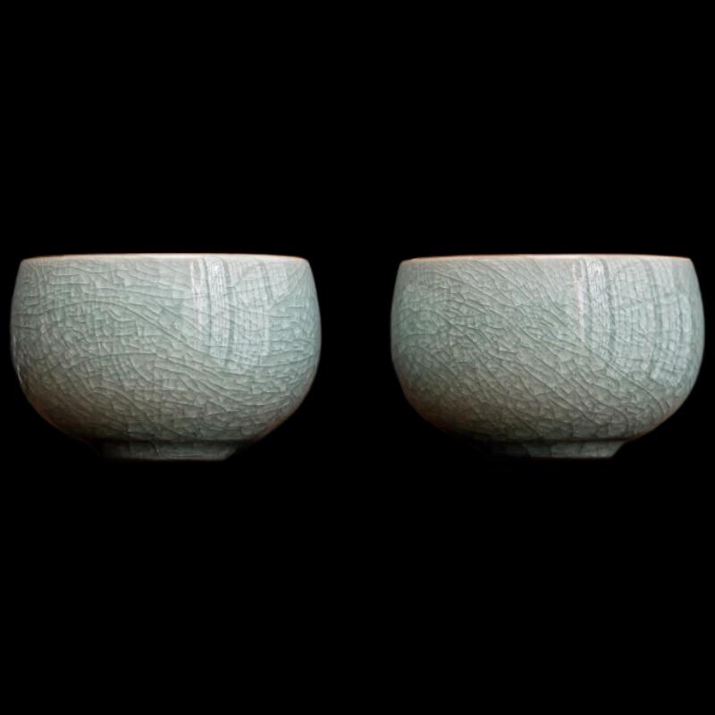Su's Ceramics Ru Kiln Ice-Crack Glaze Zen Teacups (Set of 2)