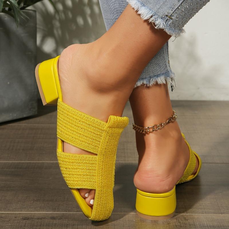 Fashion Summer New Plus Size Kitten Heel Block Heel Flying Weave Outside Wear Sandals and Slippers Women's Casual Baotou Women's Shoes