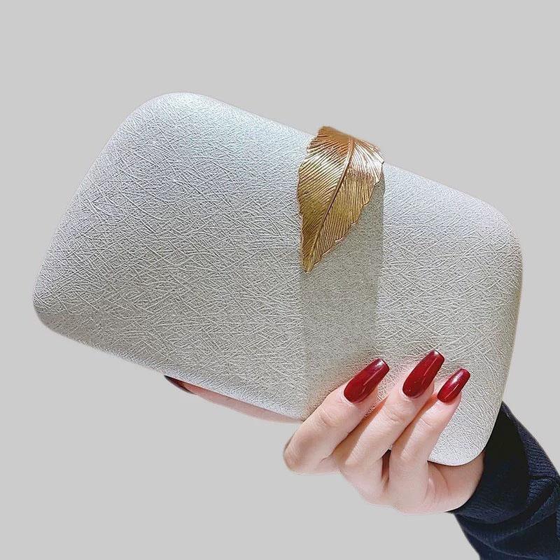 Europäisch-Amerikanische Retro Bankett-Handtasche Mode Damen-Handtasche Ketten-Tasche Umhängetasche Samt-Tasche Passend zur Abendtasche