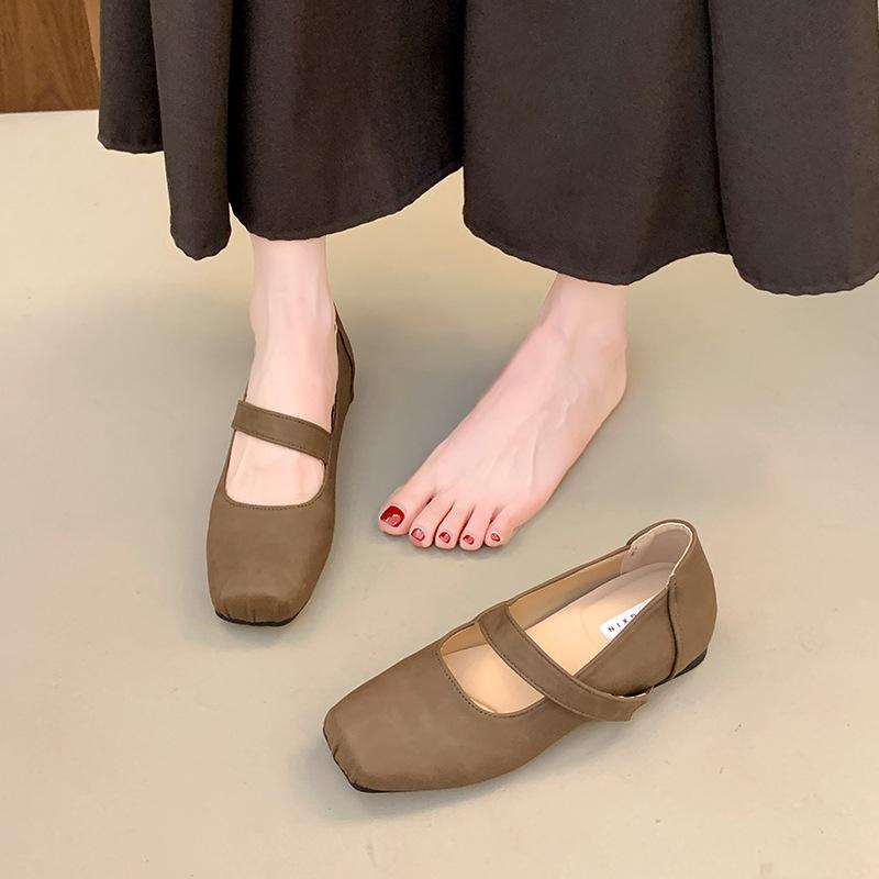 French Retro Mary Jane Women's Shoes In the Autumn of 2025 New Square Head Shallow Mouth Single Shoes Inner Height Increase Soft Sole Small Leather