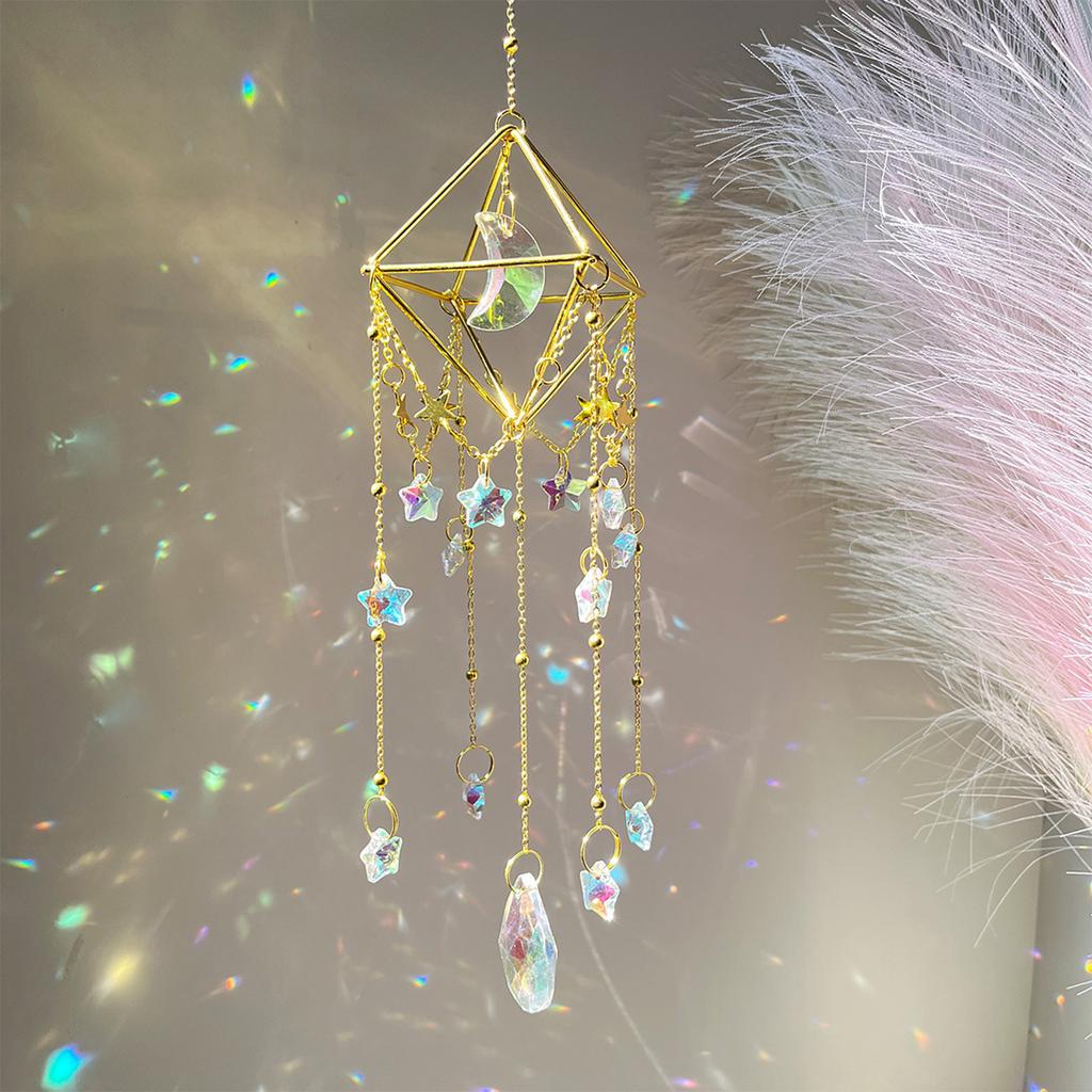 Handgefertigte Kristall-Sonnenfänger Anhänger, die Raumatmosphären mit atemberaubenden Lichtreflexionen aufwerten, Wanddekorationen