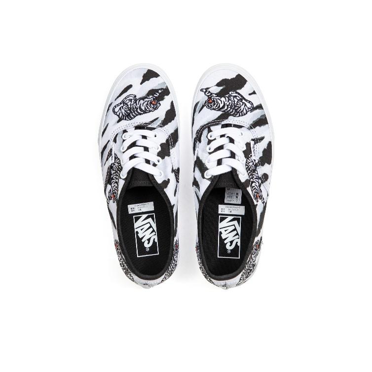 Vans Autentiška serija Tigro raštas Laisvalaikio žemi sportbačiai Unisex kedai Juodi Balti VN0A5KRDWHT