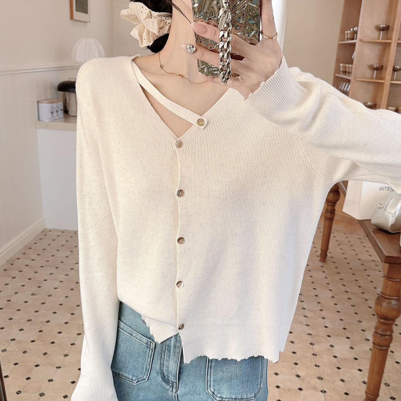 Silver Thread Core Spun Yarn V-neck Knitted Sweater for Women In Autumn and Winter, Irregular Inner Layer Sweater, Cardigan Design, Trendy Outerwear One size fits all
