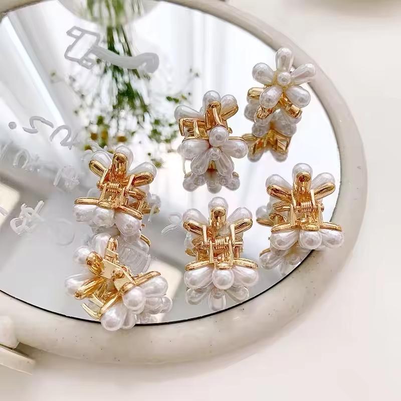 2~10Pcs Small Mini Pearl Claw Clips with Flower Design, Sweet Artificial Bangs Clips Decorative Hair Accessories for Women Girls
