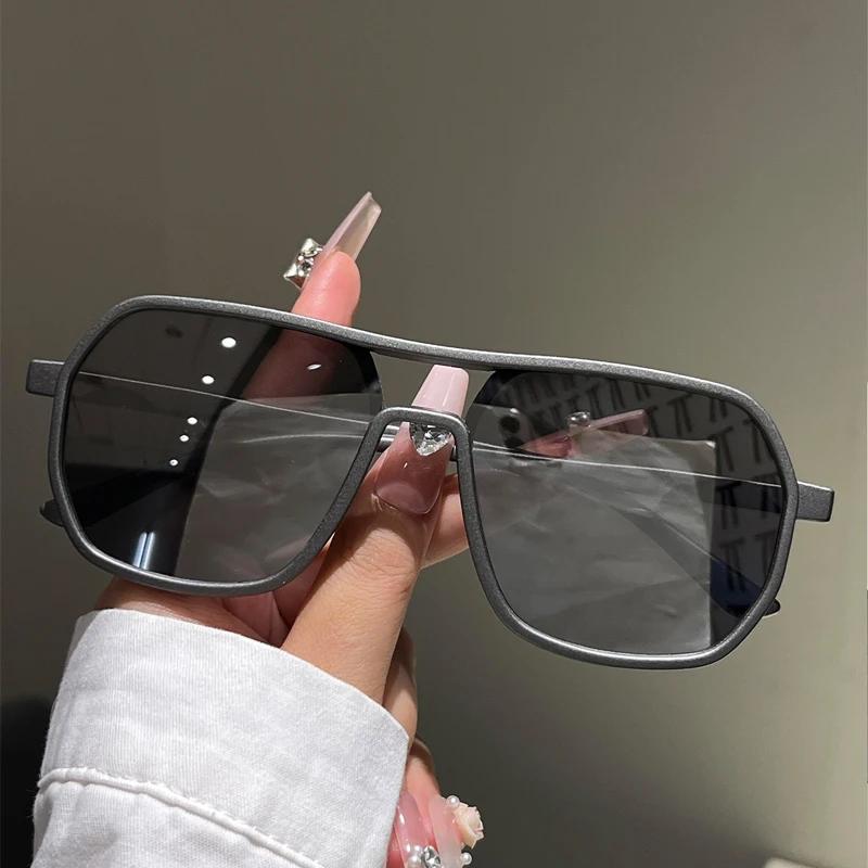 Irregular Rim Sunglasses Men New Vintage Double Bridge Shades Women Trendy Brand Design Mirror Eyeglasses Uv400