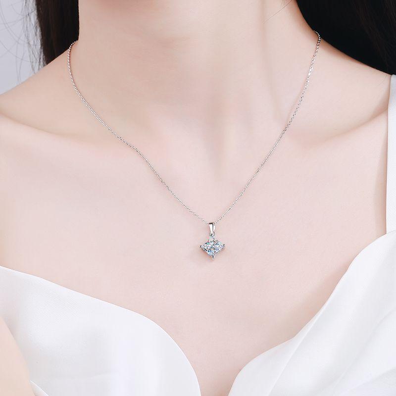 2ct Moissanite Woman Pendant Sier Necklace For Women Chains Party Bridal Fine Jewelry 925sterling Silver Necklace