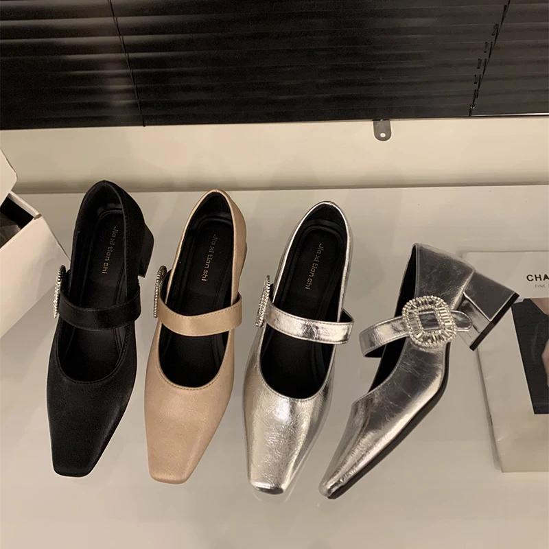 Designer Low Heel Women Mary Jane Shoes Fashion Shallow Crystal Buckle Shoes Ladies Casual Dress Street Style Shoes