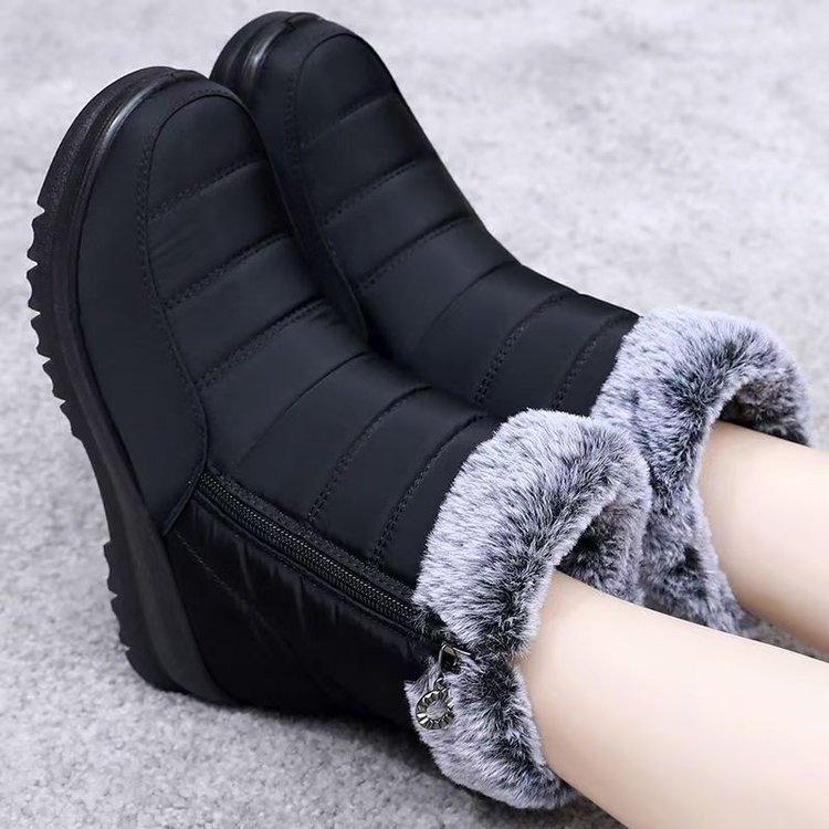 Cotton boots keep warm for middle-aged and elderly 2025 winter new mother flat-bottomed snow boots lightweight thickened velvet non-slip cotton shoes