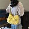 Simple Casual Drawstring Shoulder Bag Leightweight Large Capacity Pleated Crossbody Bag Zipper Designer Commuting Bag Teenagers
