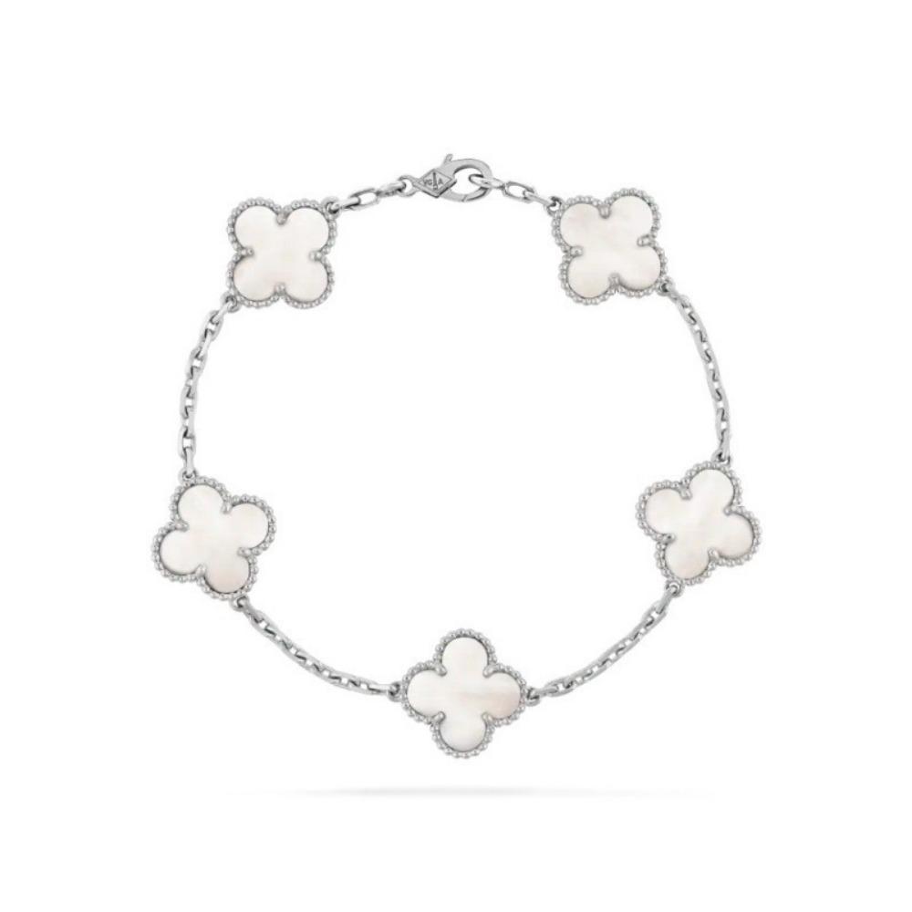 Luxury and Sophisticated Four-leaf Clover Bracelet for Women Made of Agate and Mother-of-pearl
