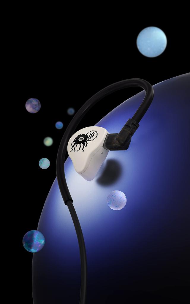 NF AUDIO Ohrhörer NA3 Essentials Weiß Frequenzbereich Doppelkammer ESC Dynamischer Treiber Silberbeschichtetes Kupfer 5NOFC Abnehmbares 2-Pin-Kabel 1 Jahr