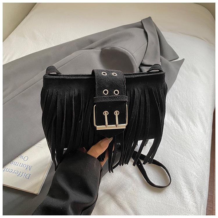 Niche fringed bag women's 2025 new high-end versatile suede shoulder messenger bag casual retro commuter bag