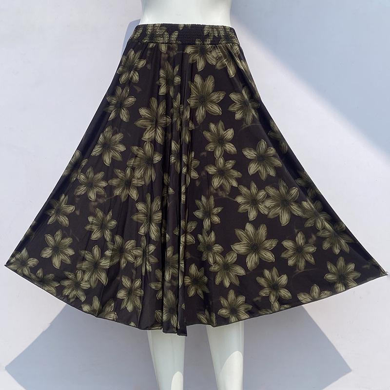 

Ice Silk Floral Sun Skirt for Middle-aged and Elderly Women One Size, 72cm Length, Fits Up to 160 lbs