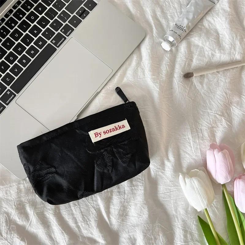 Women's Floral Korean Makeup Bags Cosmetic Bag Organizer Pouch Travel Make Up Toiletry Bag Canvas Beauty Case Pencil Case