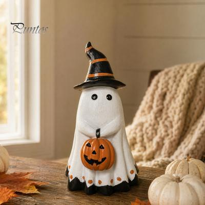 Decorațiune Durabilă de Halloween Figurină Fantomă, Drăguță Purtând Pălărie și Ținând Figurină Înfricoșătoare Statuie Dovleac, Ornament din Rășină pentru Raft Decor Masă
