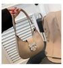 Sac selle en cuir PU avec surpiqûres et fermeture éclair pour un usage quotidien