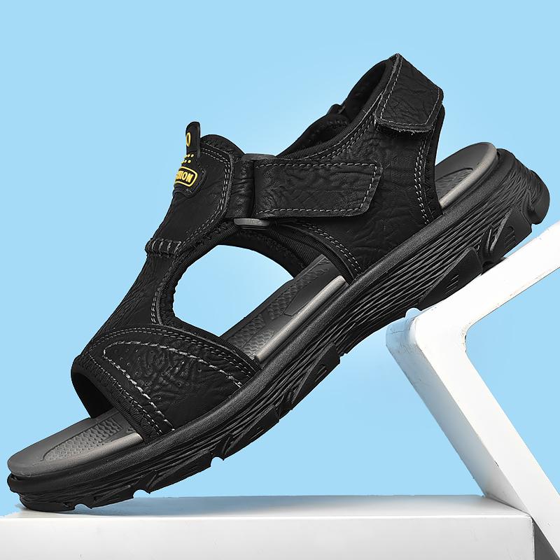 Men‘s Shoe Summer Casual Comfortable Sandals  New Designer Sports Lightweight Outside Wear Beach Shoes Men's Slippers