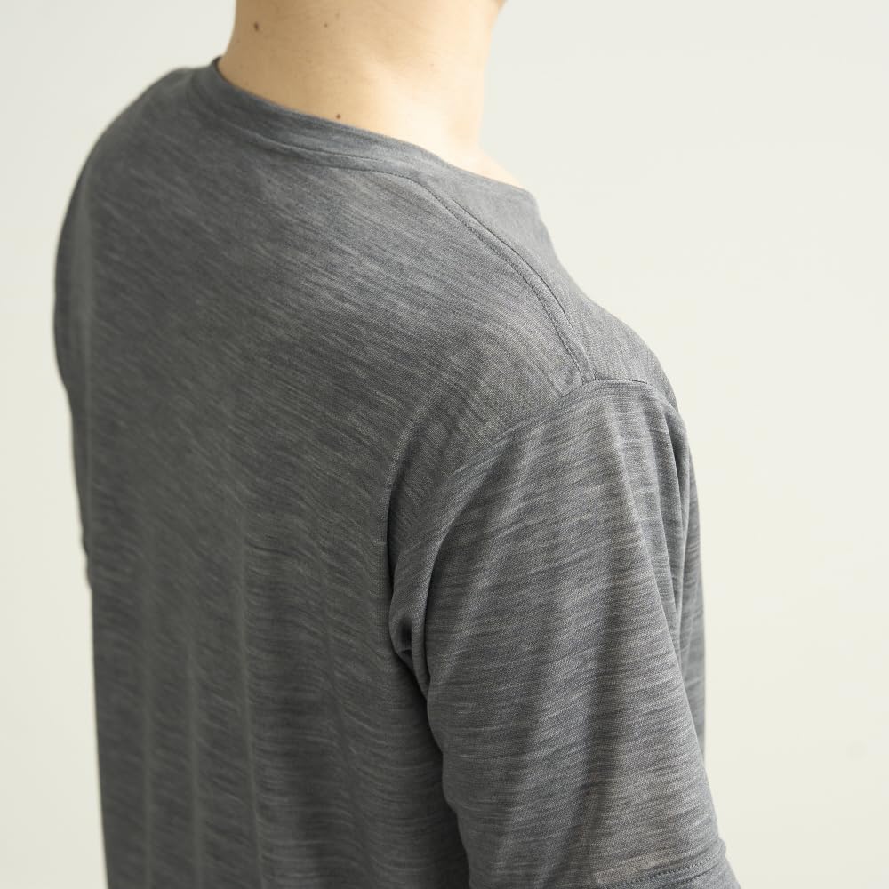 All-in-one T-shirt, merino wool, V-neck, short-sleeved shirt, quick-drying, durable odor-resistant, temperature-regulating, moisture-regulating, charc
