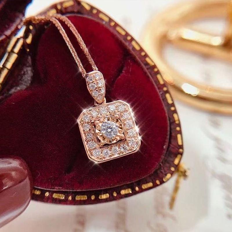 

Huitan Geometric Square Shaped Pendant Necklace for Women Color/Rose Gold Color Fashion Versatile Female Necklace Jewelry