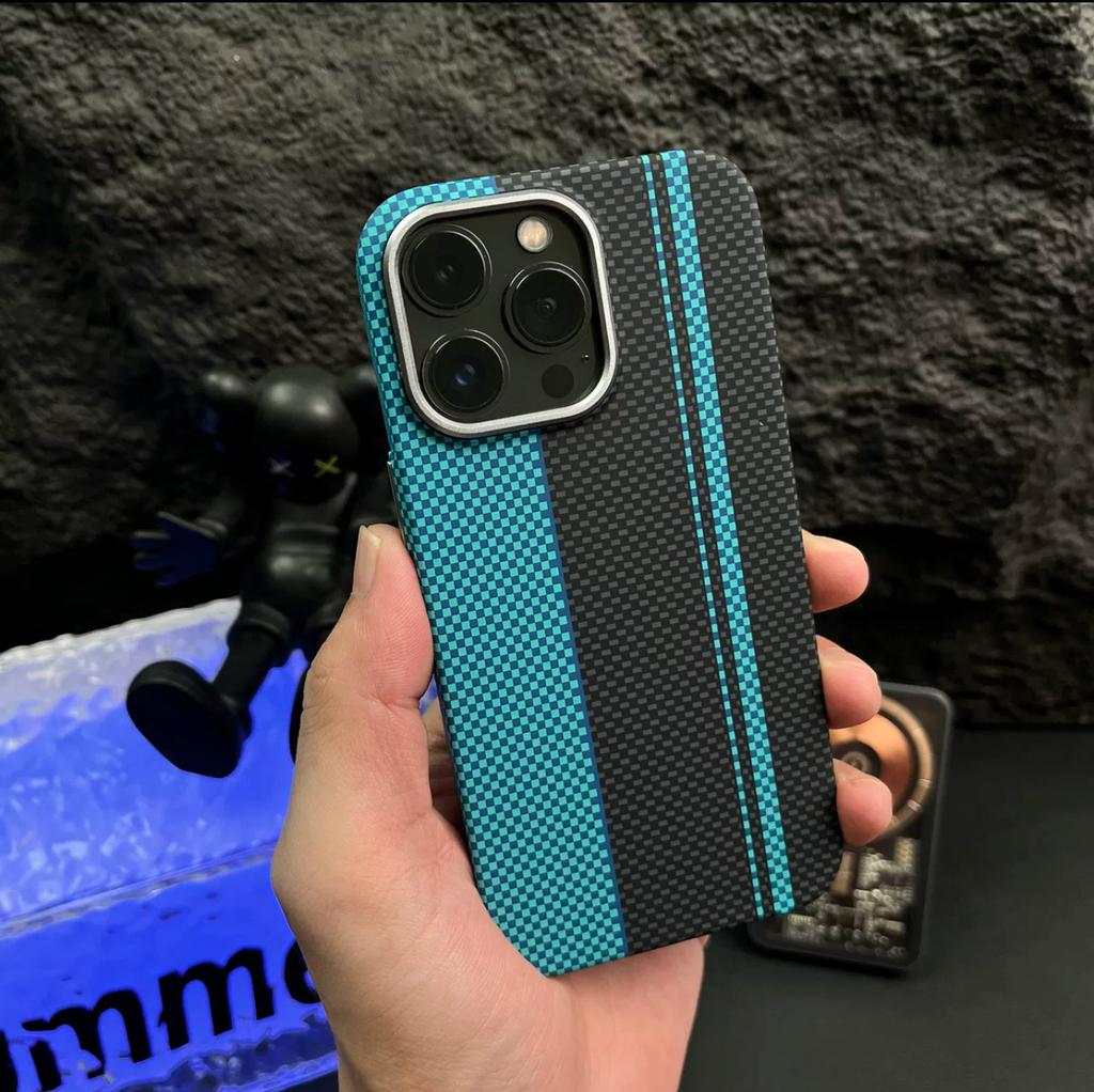 Applicable to Apple 17promax mobile phone case metal lens Kevlar carbon fiber texture iPhone16 anti-drop hard