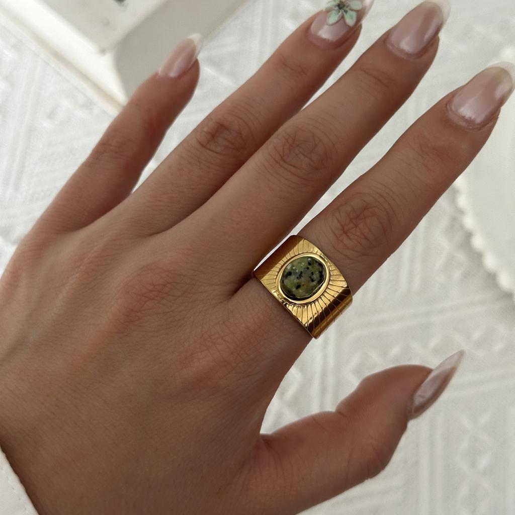 Stainless Steel French Vintage Ethnic Color Gemstone Ring for Women Punk Personality Stackable Open Finger Ring Hand Jewelry