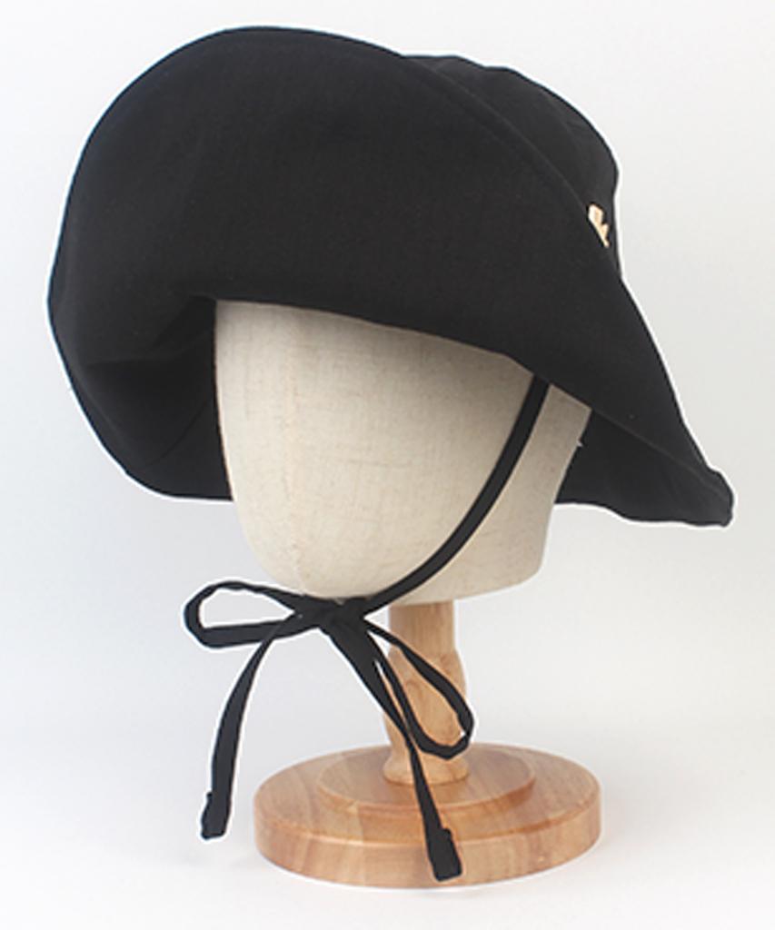 Yunibeosyeolkemiseuteuli Summer String Black Bucket Hat