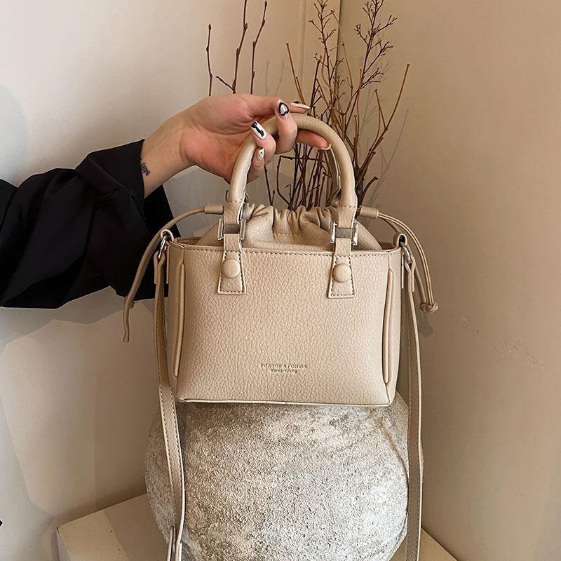 Popular handbag summer new women's bag simple casual shoulder bag fashionable and beautiful bucket bag tide