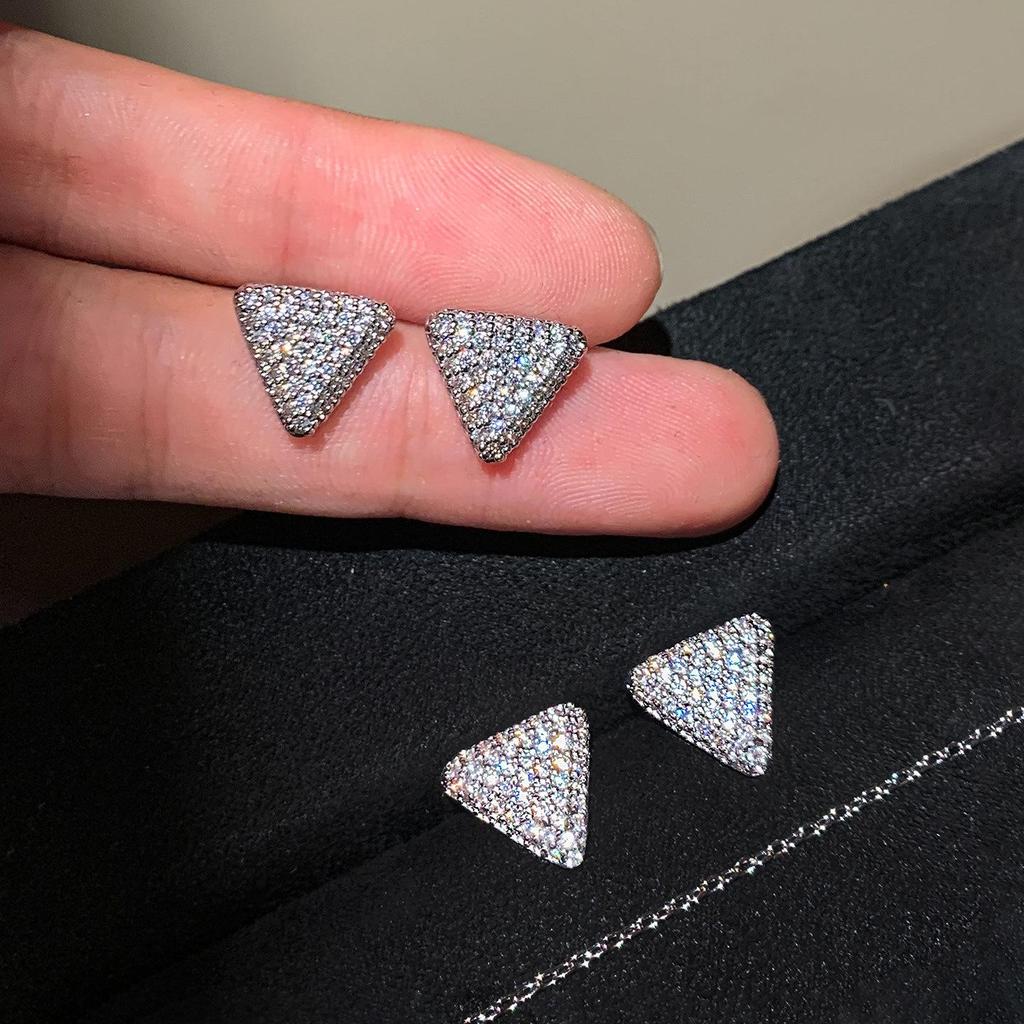 Chic Zircon Triangle Stud Earrings & Necklace Set: Trendy Light Luxury Clavicle Chain Jewelry
