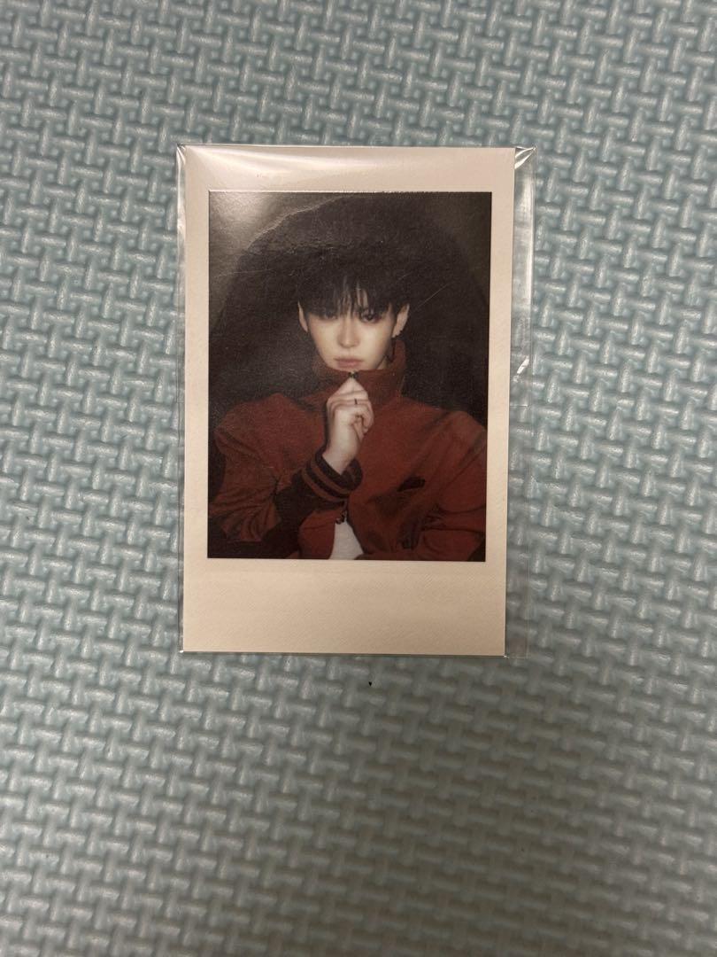 

[USED] Treasure Korea Pop-Up Love Pulse Yoshi