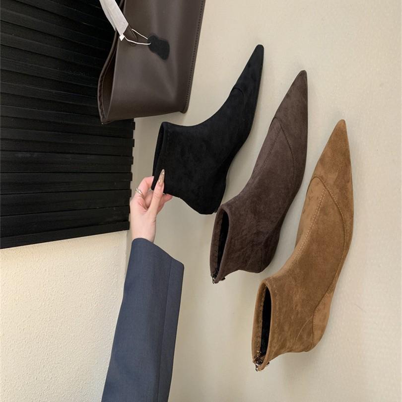 2025 Korean version of polished single boots pointed fashion boots thick mid-heel short boots women's fashion versatile rear zipper thin boots