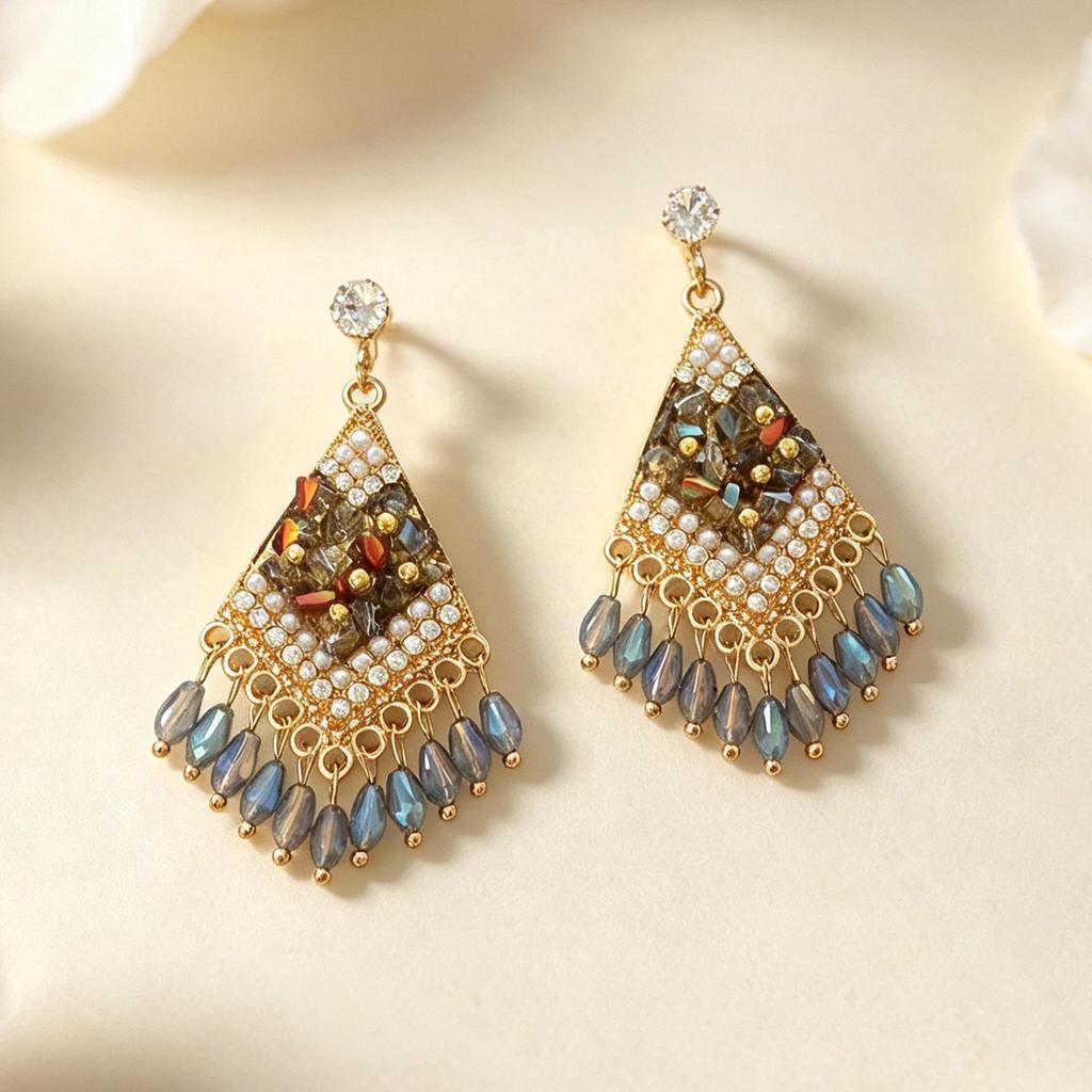 Elegant Rhinestone Tassel Earrings: Ethnic Retro Court Style with High-End Niche Appeal