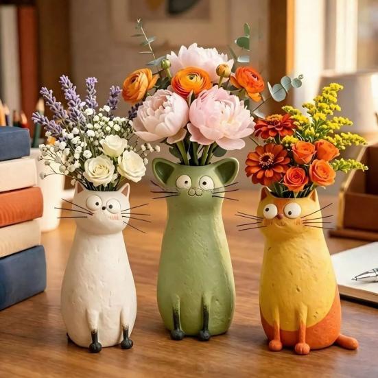 Lifelike Cat Figurine Quirky Vase, Cute Resin Flower Holder for Desk Shelf, Mini Planter Dried Flowers, Creative Home Decor Ornament,