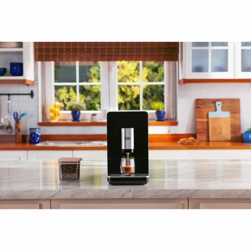 Superautomatický kávovar BEKO CEG 3194 B černý 1,5l