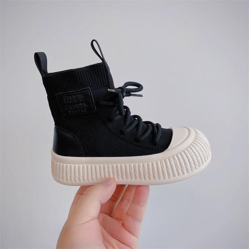 Nuevas botas de otoño para niños, zapatos para niñas, calcetines tejidos en el extranjero, botas cómodas antideslizantes para niños, botas individuales