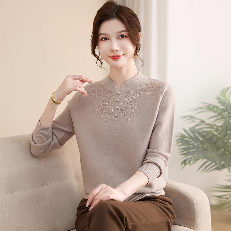2026 Year of the Tiger Red Sweater: Stylish Base Layer for Middle-Aged & Elderly Women's Wear