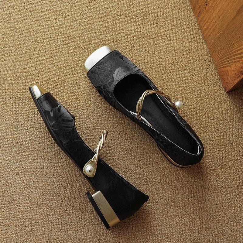 

Цветовая гамма маленьких кожаных туфель Мэри Джейн женская обувь новая китайская обувь летние одинарные туфли женские 2025 новые Сяосянфэн 40 чёрный