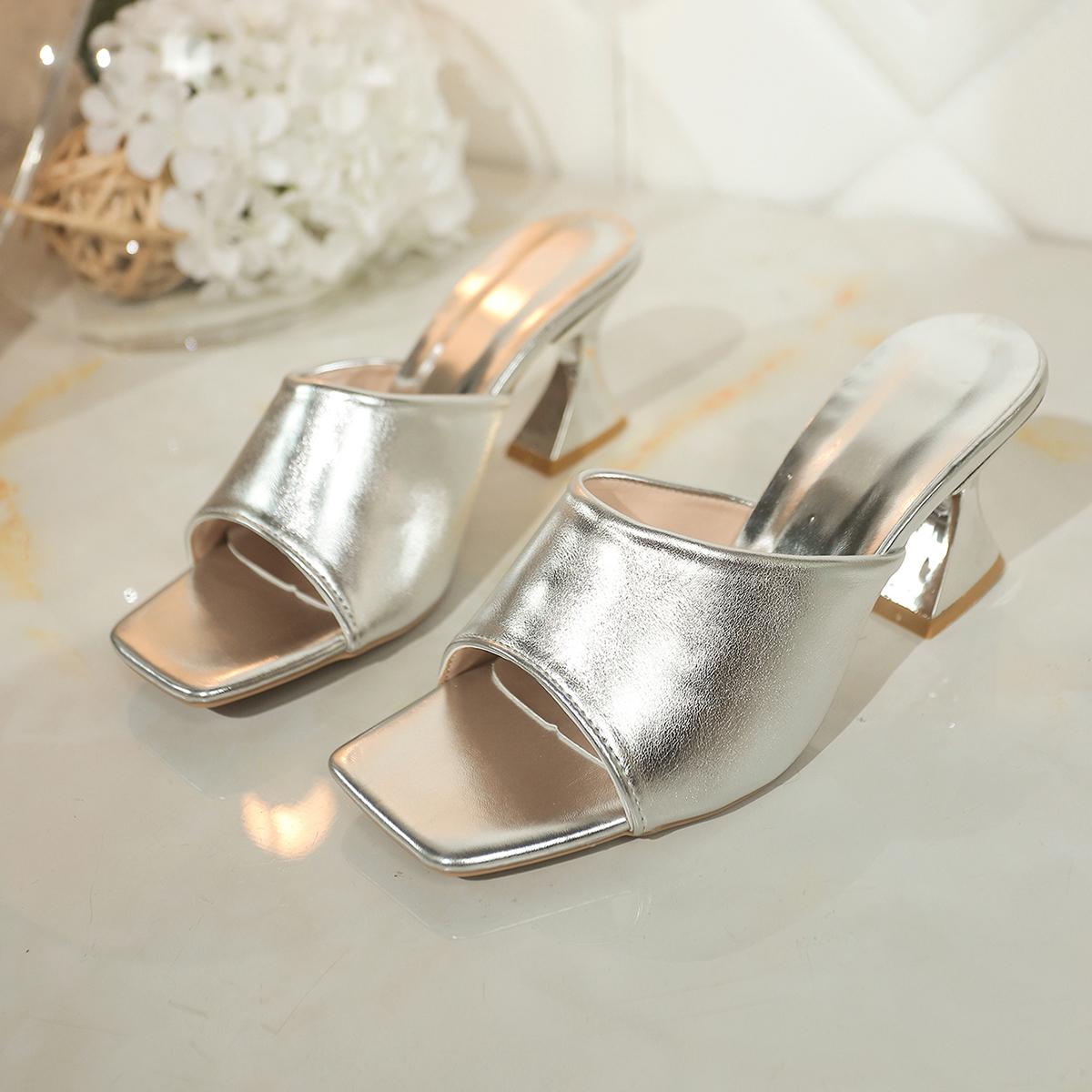 

Fashion Womens Slippers Mule Patent Leather Sandals Sexy Fashion Slides Party Shoes for Woman Luxury Red Sandals Summer Comfortable 35