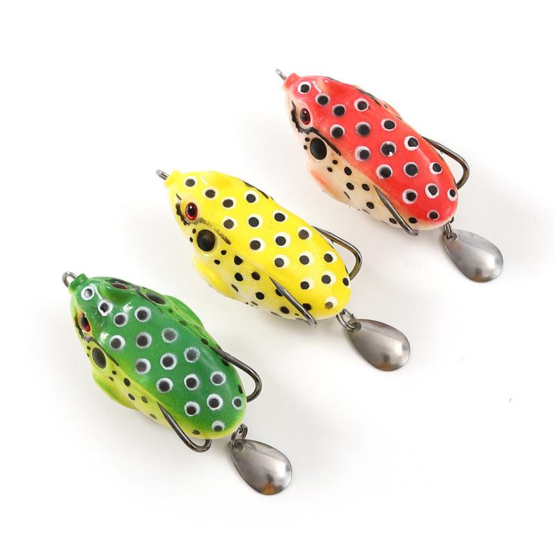 1Pc Artificial Soft Bait Minnow Crank 75MM Frog Lure Fishing Lures Double Hooks Topwater Ray Frog Artificial Crankbait Spoon