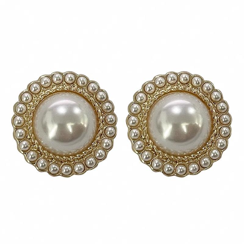 Retro Hong Kong 925 Silver Pearl Stud Earrings - Hepburn Style, High-End, Trendy, Circle Design