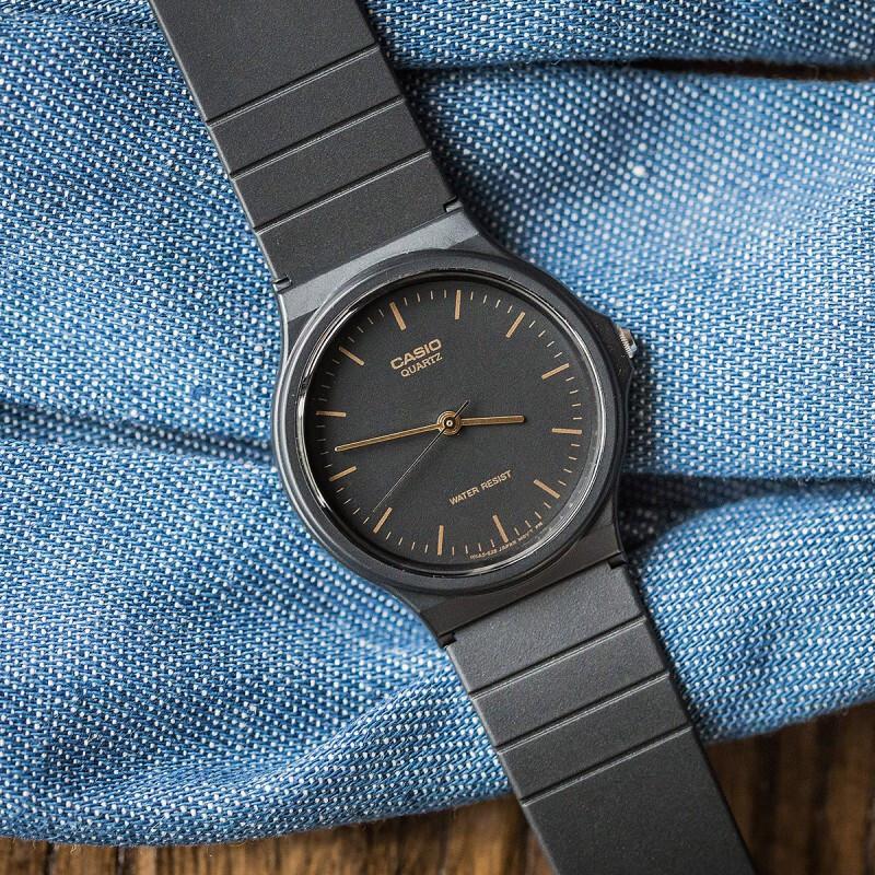 Orologio Unisex al Quarzo Casio Serie MQ-24