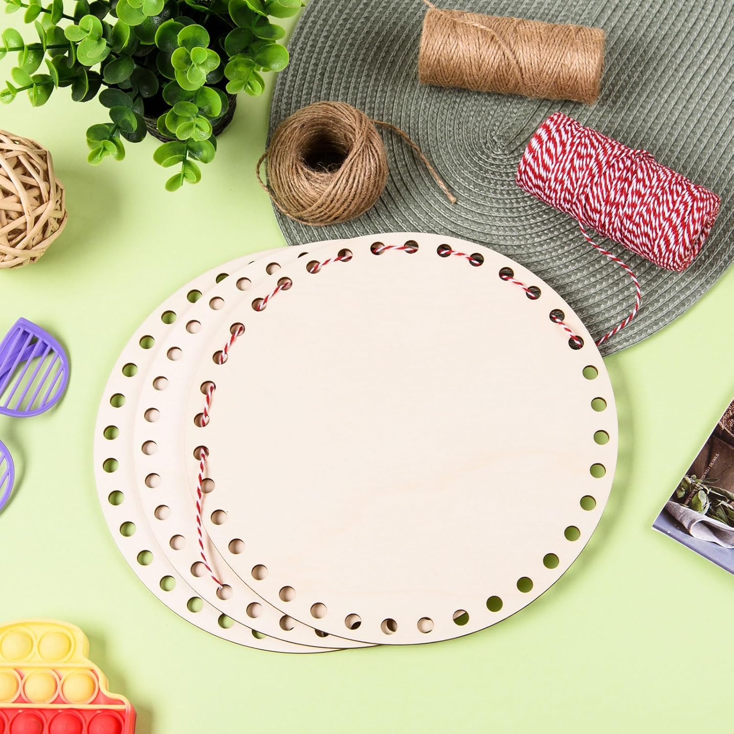 

Wooden Basket Bottoms for Crochet Round Baskets: Wood Circle Base Shapers for Crochet, Knitting, and Weaving Crafts