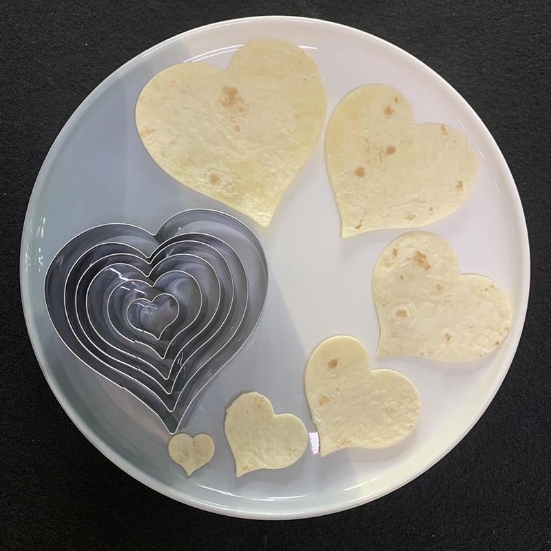 6Pcs Heart Cookie Cutter Set Stainless Steel Biscuit Mold Cake Decorating Tool Cookie Fondant Pastry Baking Mold Cookie Cutter