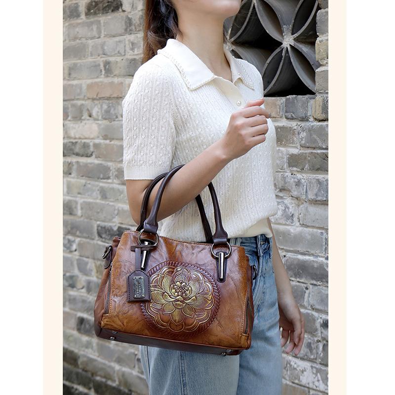 Vintage Chinese Style Shoulder Crossbody Bags for Women Embossing Print Tote Bags Large Capacity Multi-Pocket Soft Handbags